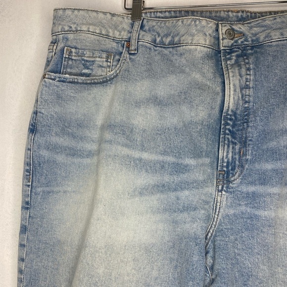 NWT HIGH RISE O.G. STRAIGHT ANKLE LIGHT WASH JEANS SIZE 28 - Picture 2 of 10